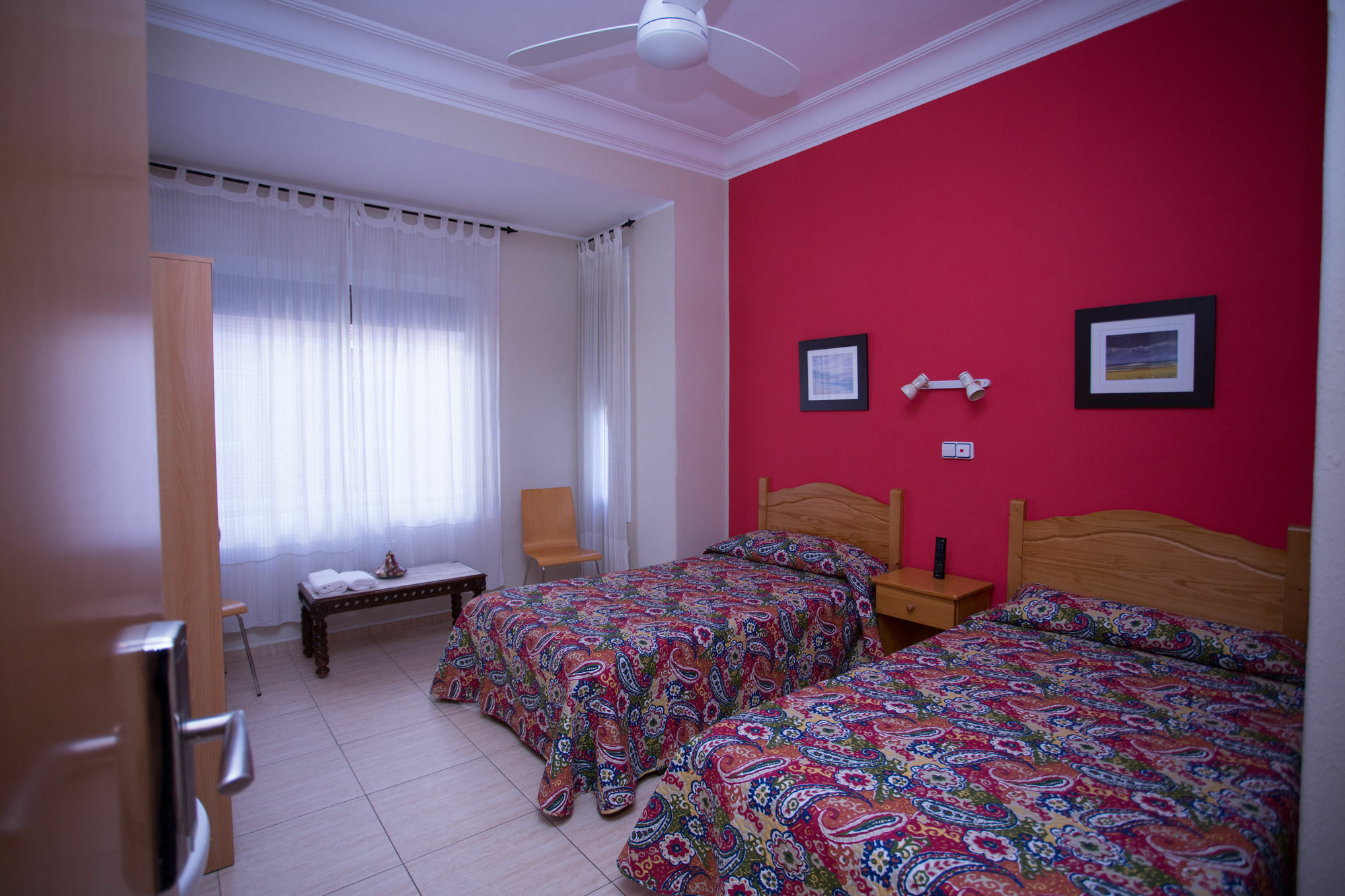 Hostal Navarra سرقسطة المظهر الخارجي الصورة